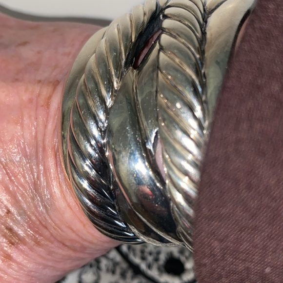 DAVID YURMAN Silver Twisted Cuff Bracelet. Ready to let it go. TODAY & TOMORROW - Picture 5 of 6